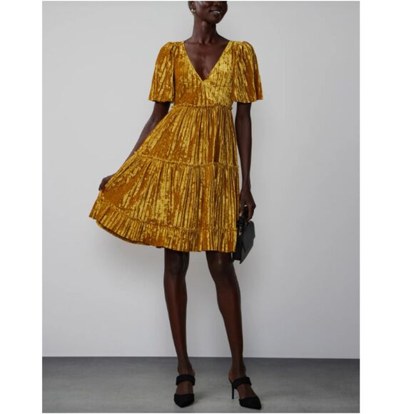 New York & Company Size Small Gold Short Sleeve Pleated Velvet Mini Dress EUC - Picture 1 of 11